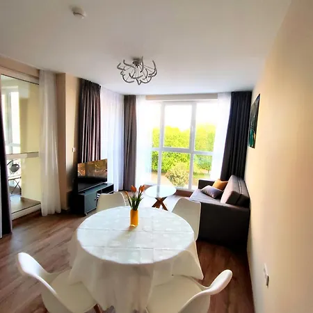 Apartmán In Chantrer With Garage Burgas City